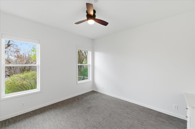 Building Photo - 4275 N 36th St