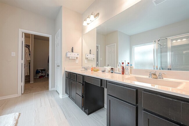 Building Photo - 20607 Enrique Dr