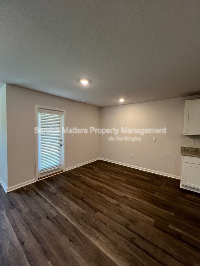 Building Photo - 5096 Gaineswood Dr
