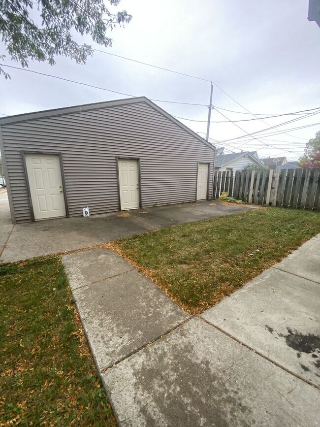 Building Photo - 1349-1351 S 71st St. (Duplex)