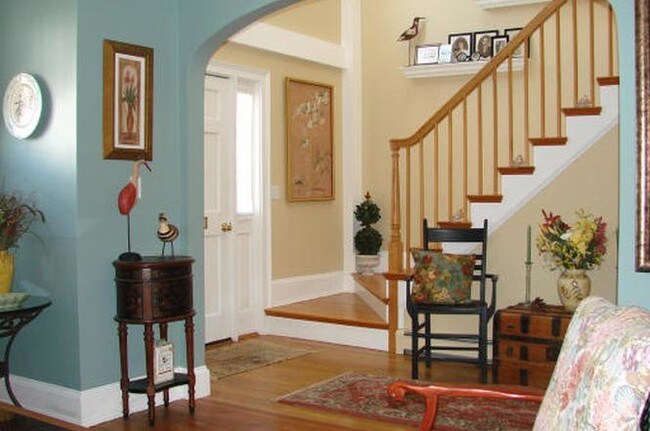 Building Photo - 4 Warren St