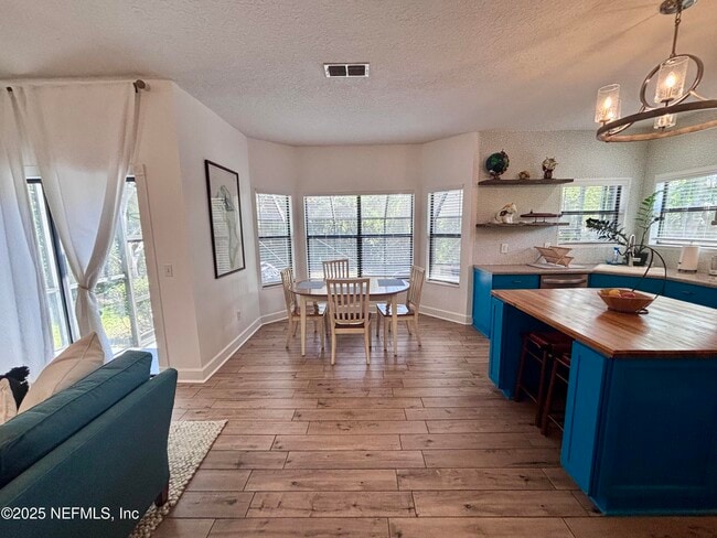 Building Photo - 2168 Ketch Ct