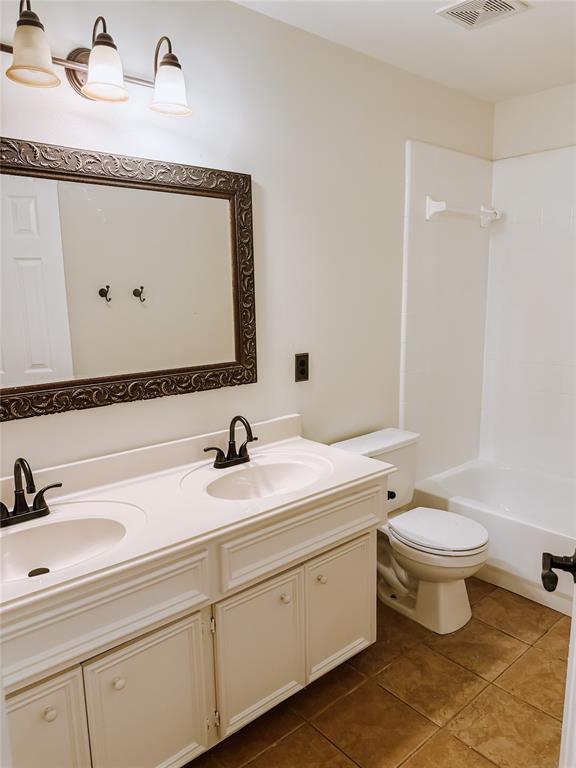 Building Photo - 4926 Mission Lake Ct