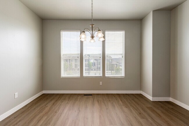 Building Photo - 5161 Stockfield Ln