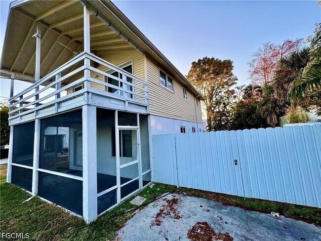 Building Photo - 7123 Shannon Blvd