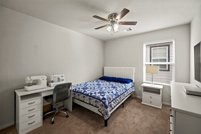 Building Photo - 2110 Artic Loon Dr