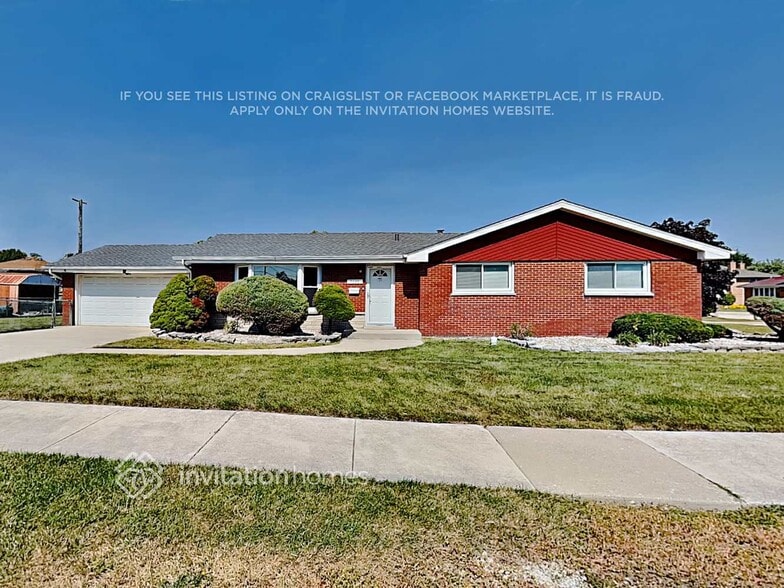 Primary Photo - 7648 S Oconto Ave