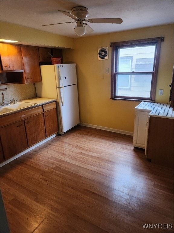 Building Photo - 27 Folger St