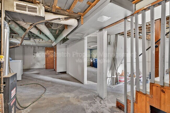 Building Photo - 4707 Roxie St