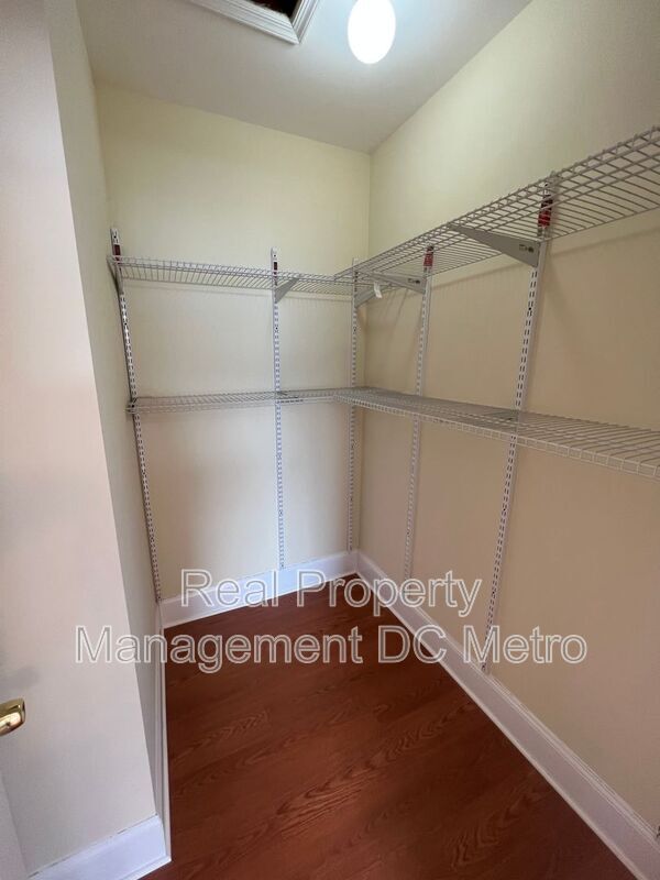 Building Photo - 32 Quincy Pl NE