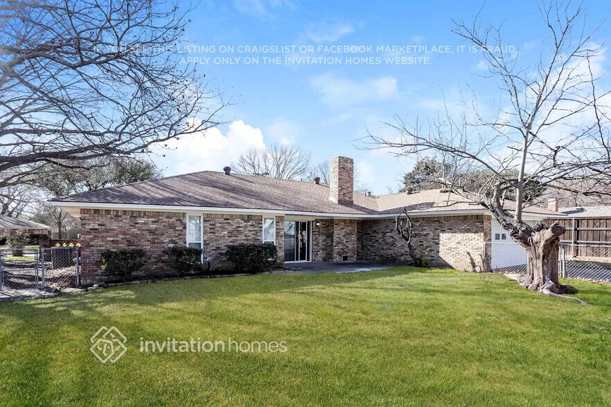 Building Photo - 2617 Natalie Dr