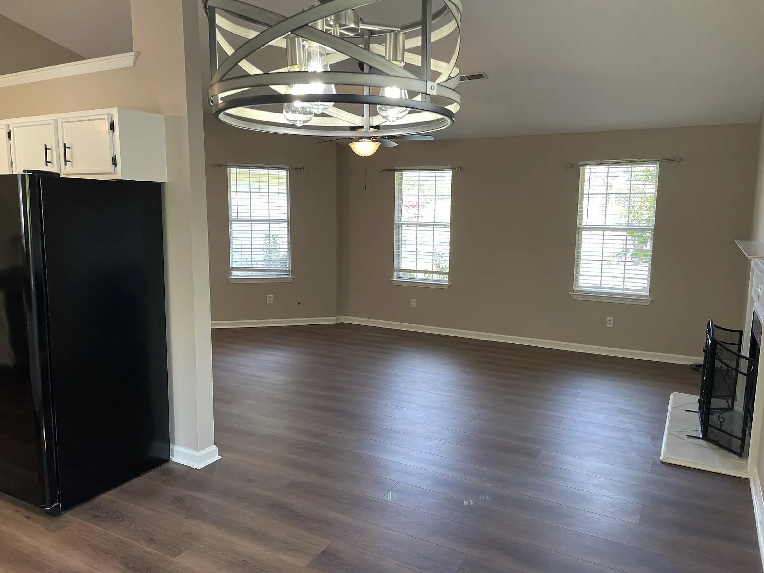 Building Photo - 103 Walnut Grove Cir