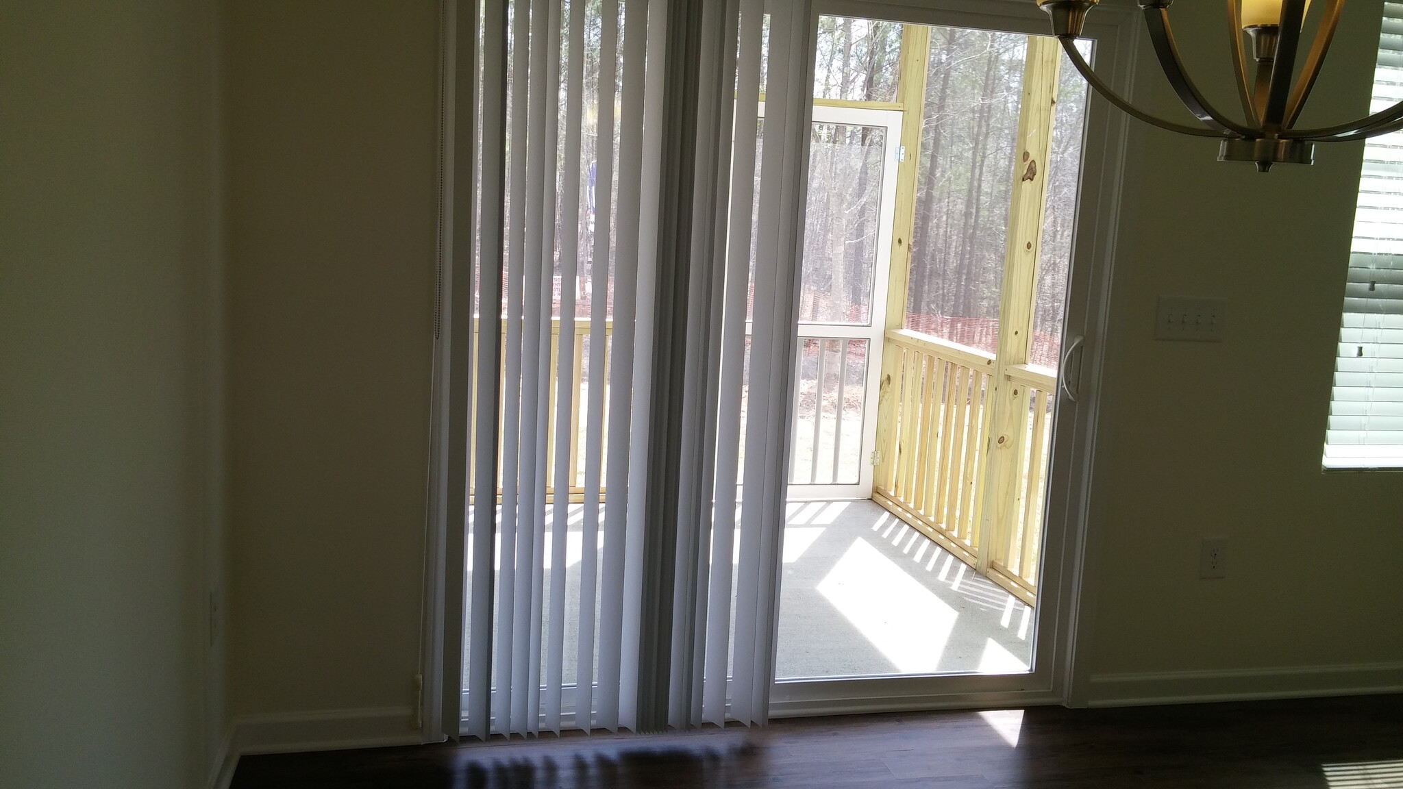 Screened Porch - 373 Durants Neck Ln