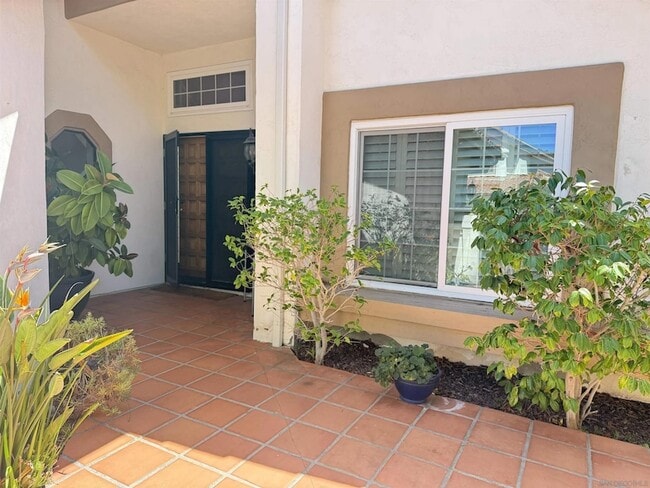 Building Photo - 4155 Caminito Cassis
