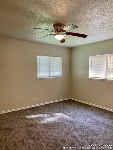 Building Photo - 3510 Fieldstone Dr