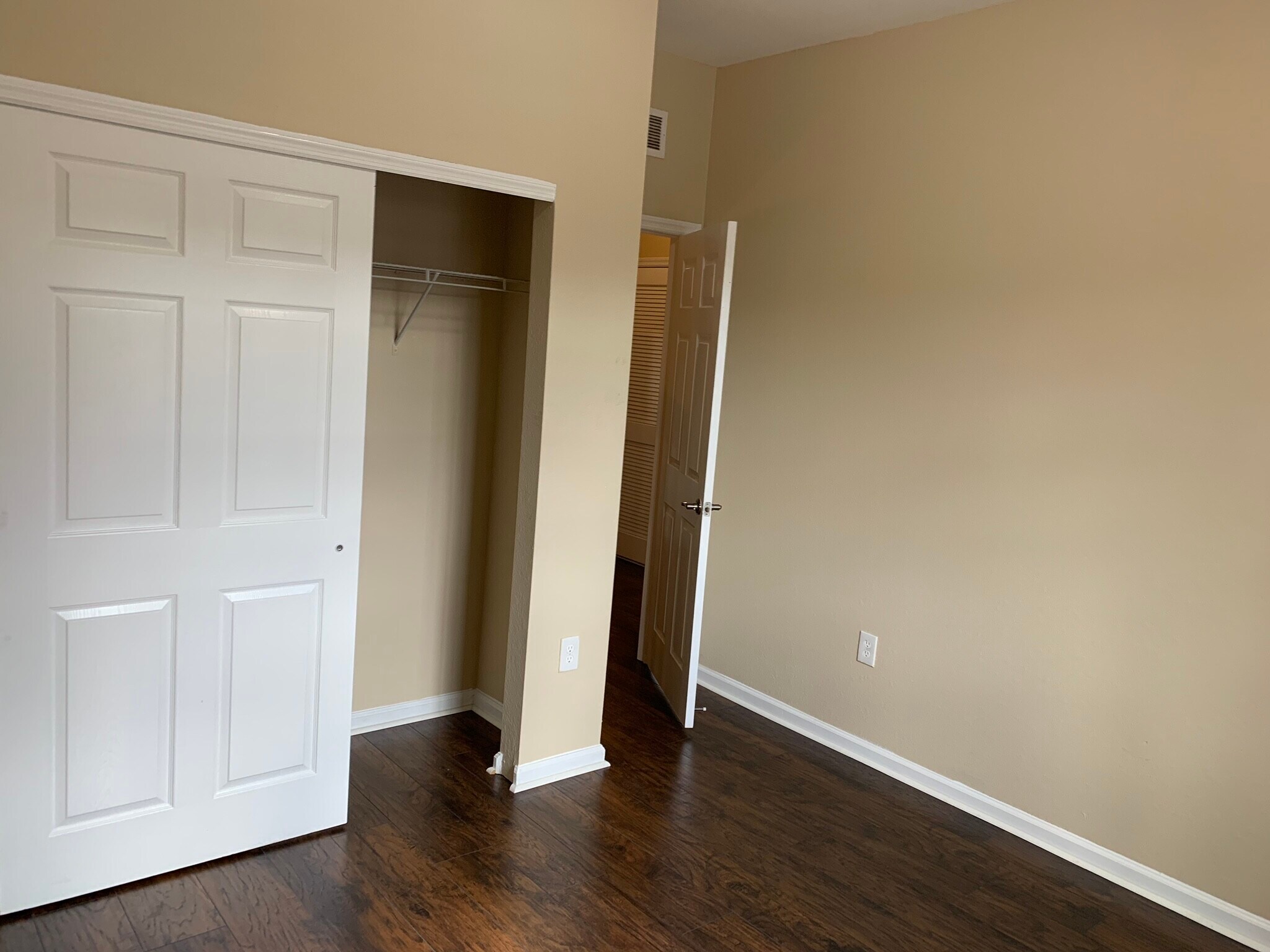 Building Photo - 3236 NW 31st Ter