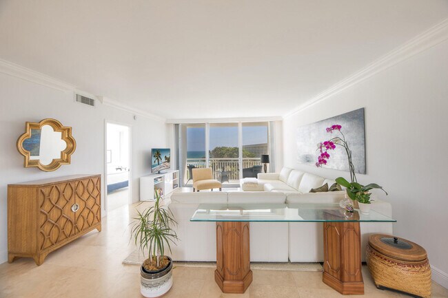Building Photo - 2780 S Ocean Blvd