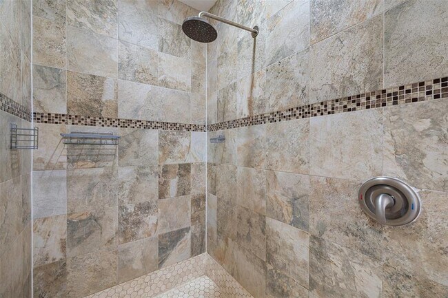 Building Photo - 7532 Toscana Blvd