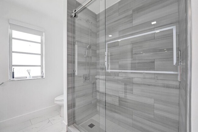 Building Photo - 3630 N 55th Ave