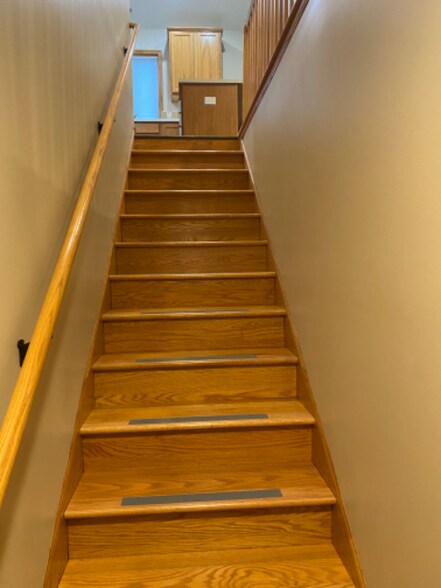 Building Photo - 4626 35 St NW