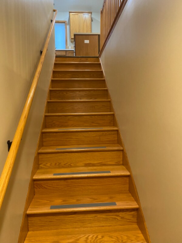 Building Photo - 4626 35 St NW