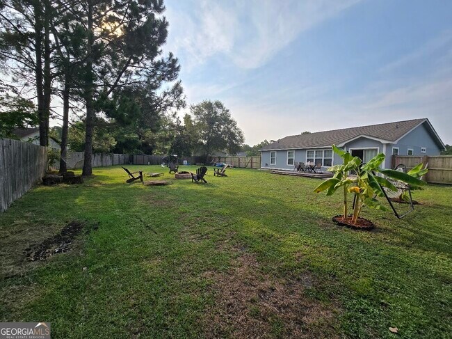 Building Photo - 130 Dellwood Pl