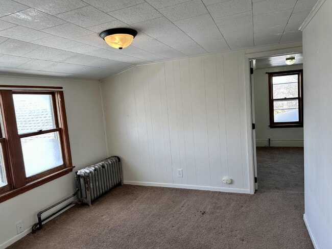 Building Photo - 218 2nd St N