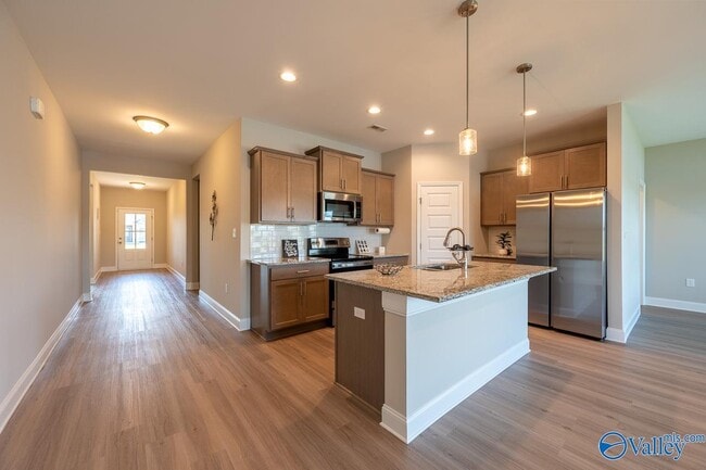 Building Photo - 106 Elaina Grey Ct