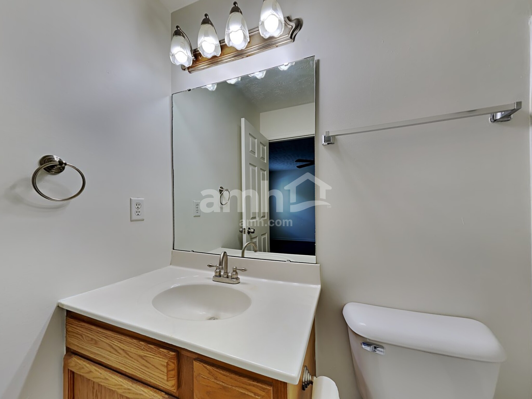 Building Photo - 4645 Bluejay Ct
