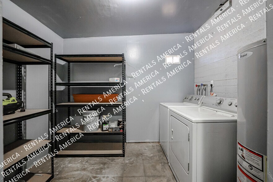 Building Photo - 12840 N 30th St