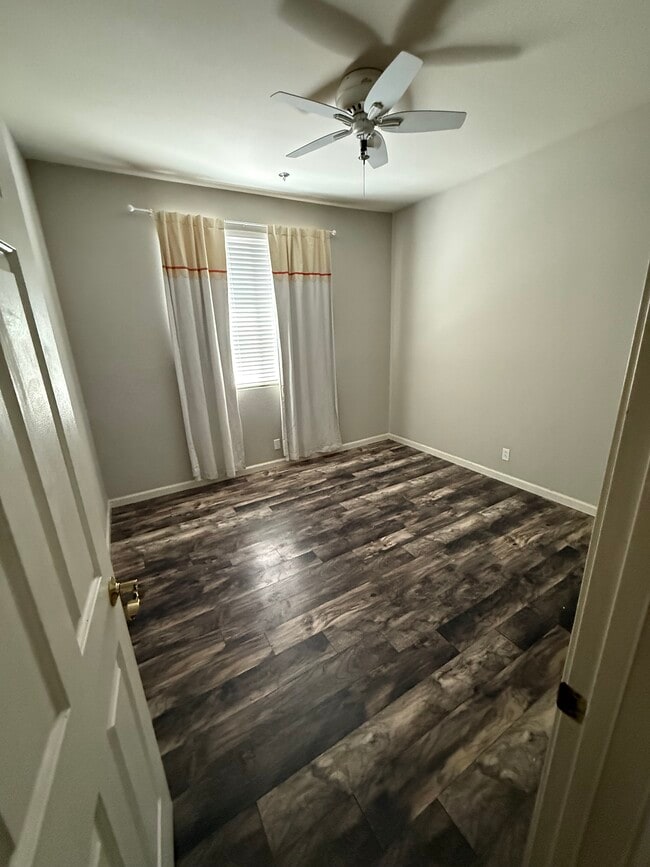 Building Photo - 9644 Crisswell Dr