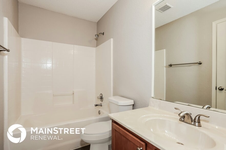Building Photo - 517 Bretts Way