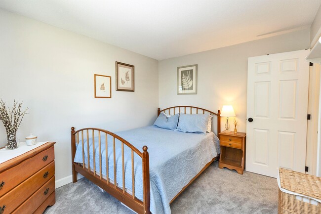 Building Photo - 147 Beech St