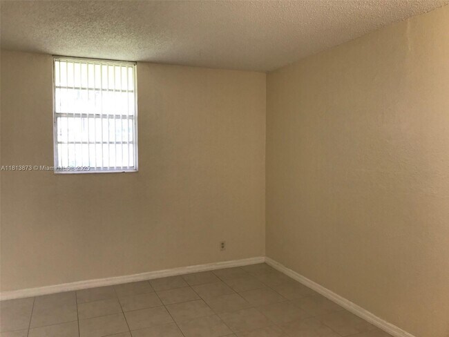 Building Photo - 801 NW 47th Ave