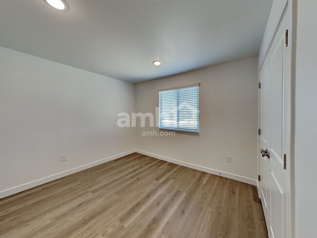 Building Photo - 12632 W Adair Dr