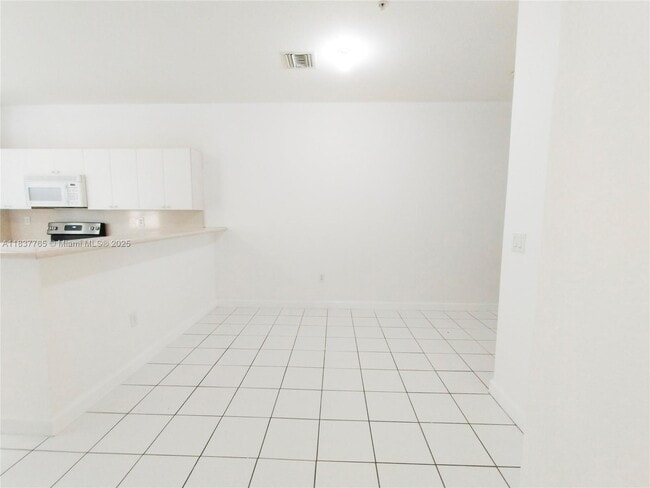 Building Photo - 3603 Shoma Dr