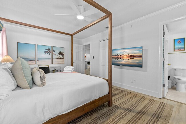 Building Photo - 12263 90th Ave