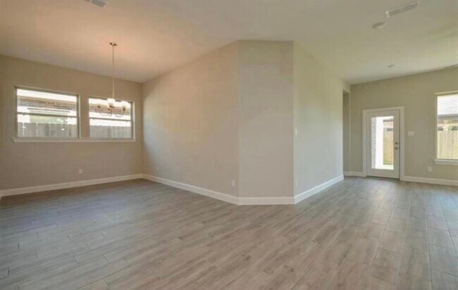 Building Photo - 427 Micaela Meadows Ct