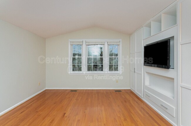 Building Photo - 7579 Cross Gate Ln