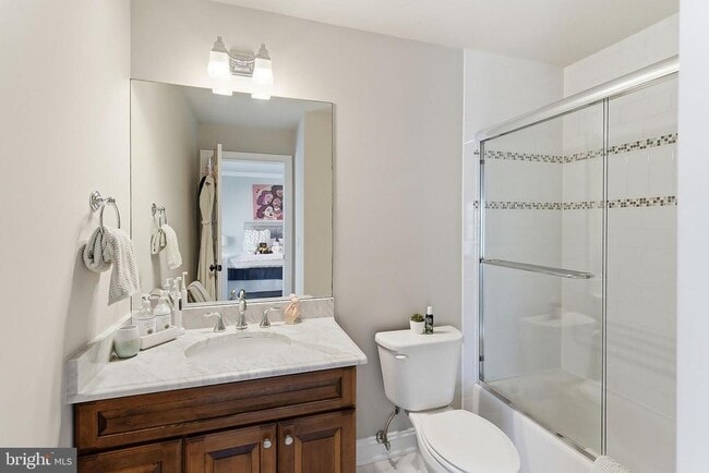 Building Photo - 259 Mt Lucas Rd