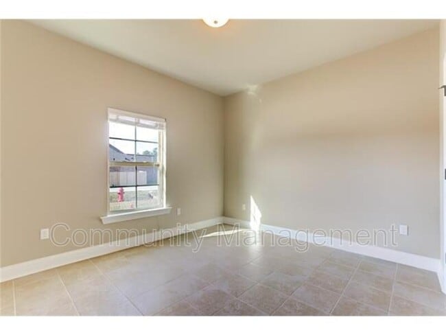 Building Photo - 1544 Dominic Dr