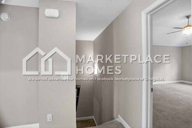 Building Photo - 635 Fairview Cir