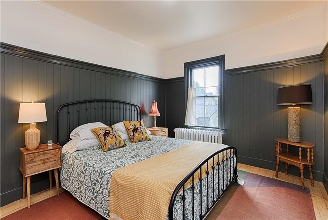 Building Photo - 461 Spring St