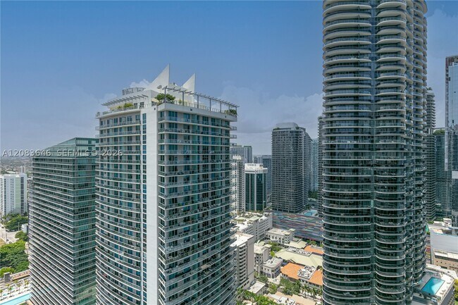 Building Photo - 1080 Brickell Ave