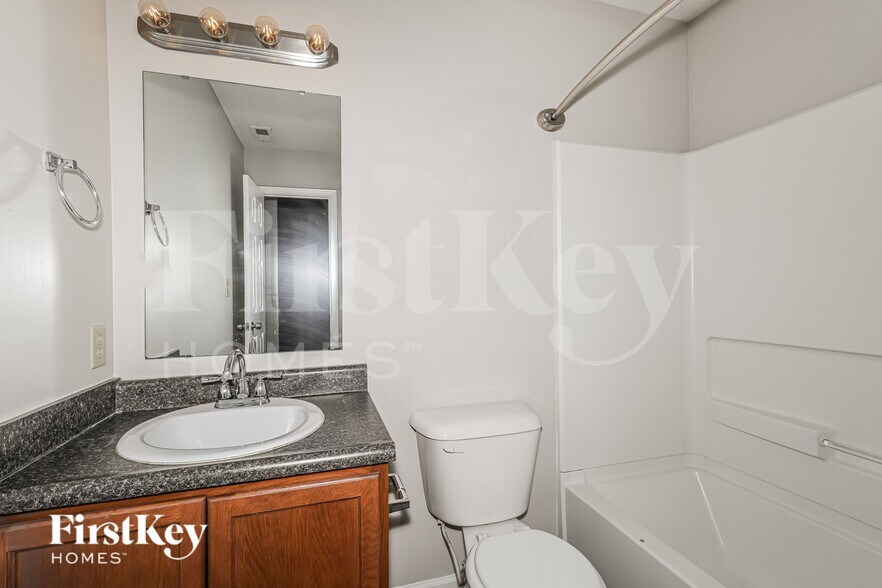 Building Photo - 2287 Cedarmill Dr