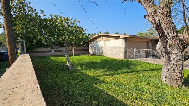 Building Photo - 29 West St