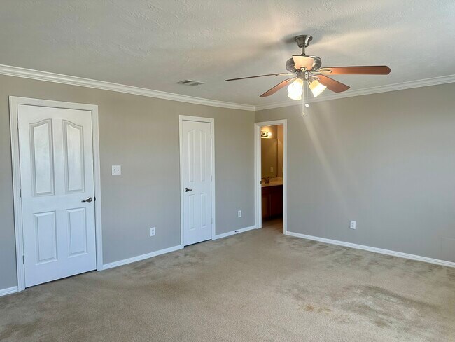 Building Photo - 8905 Keymill Dr