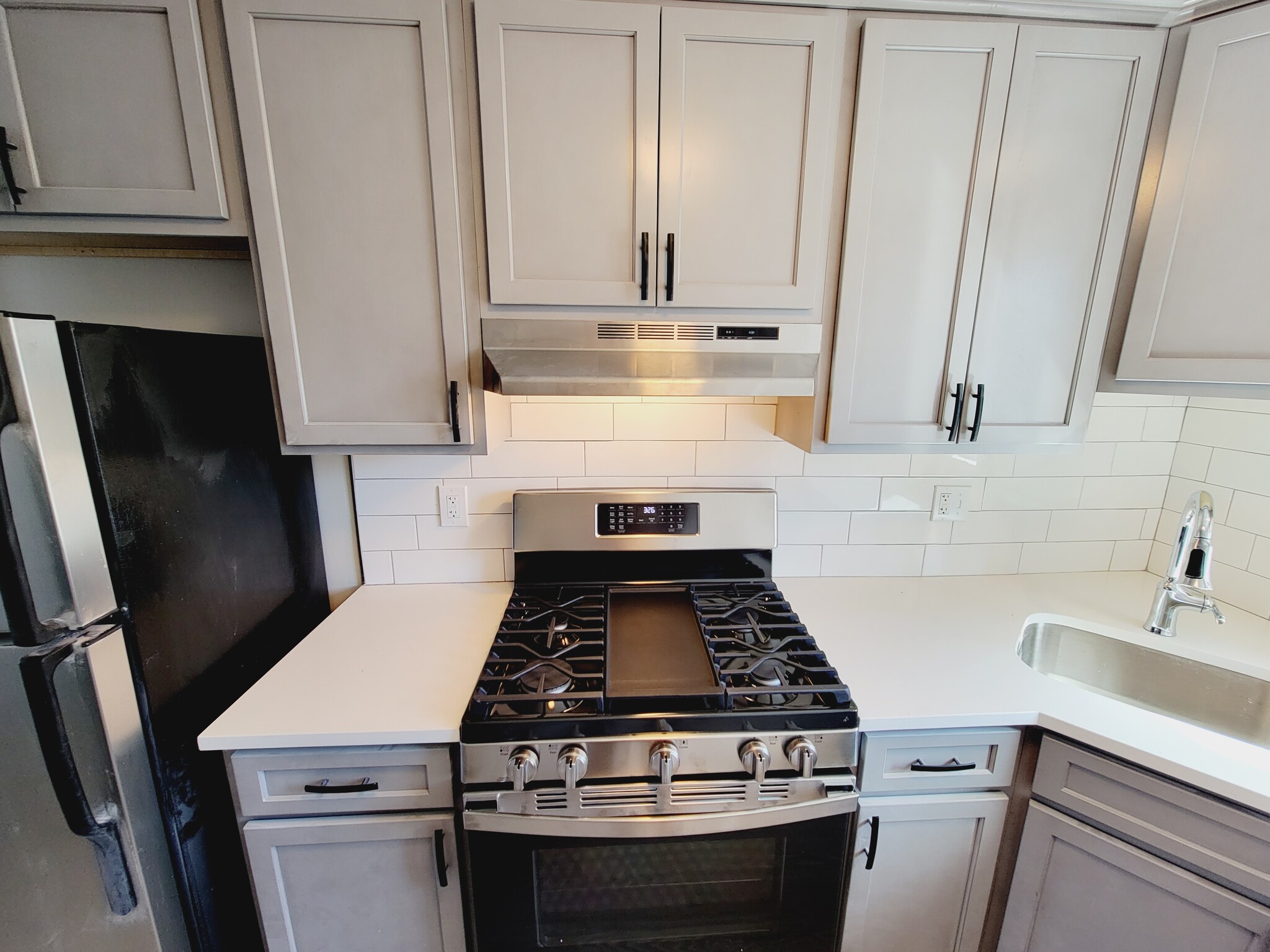 Building Photo - 41 Evergreene