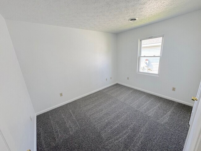 Building Photo - 814 Griffin St