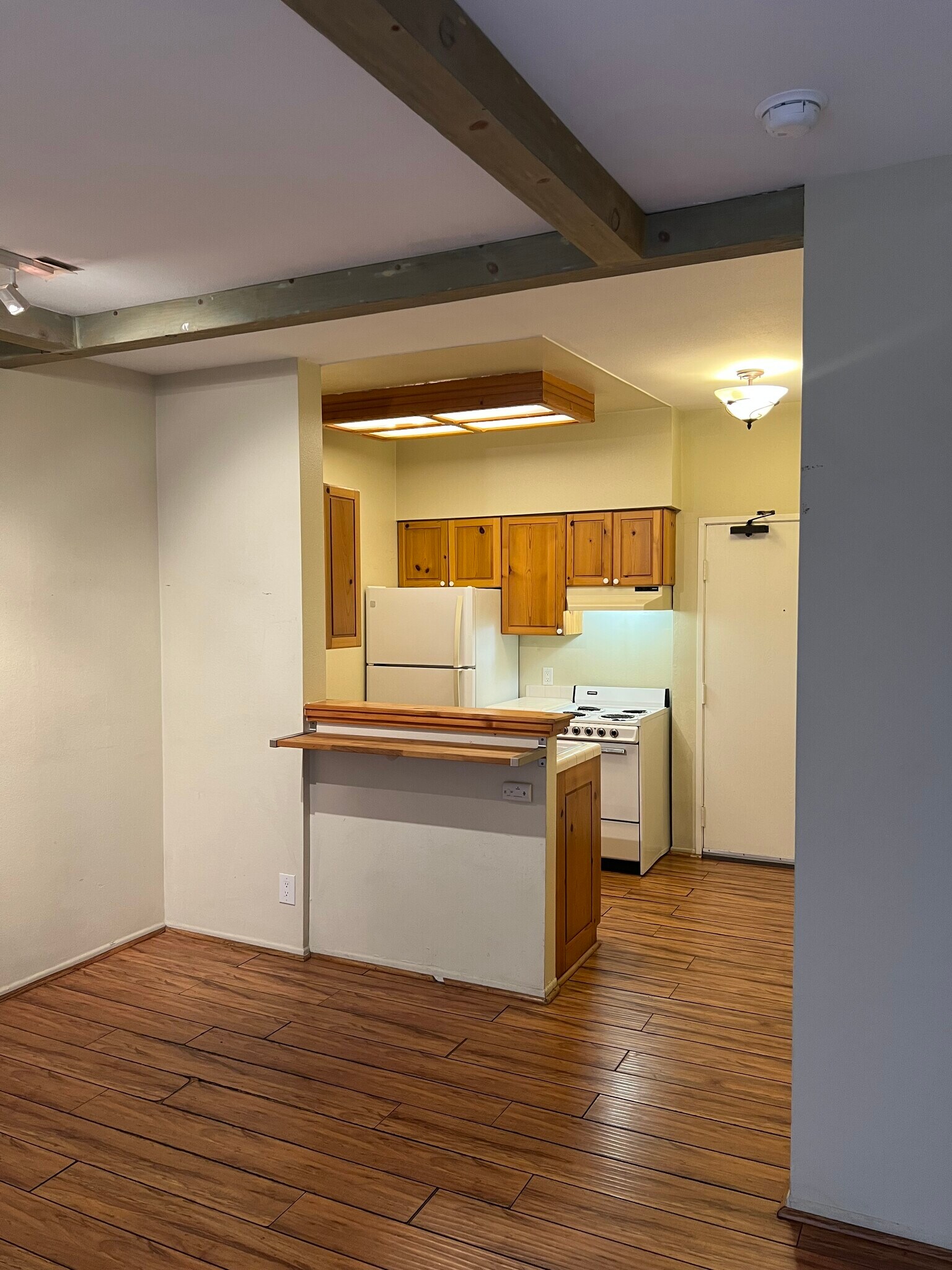 Building Photo - 20234 Cantara St